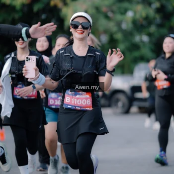 Runner Photo 4116715