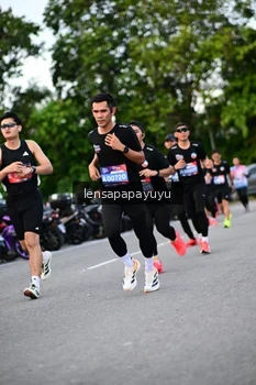 Runner Photo 4116718