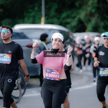 Runner Photo 4116720