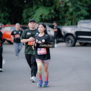 Runner Photo 4116734
