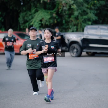 Runner Photo 4116736