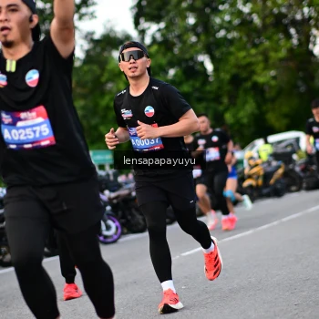 Runner Photo 4116741