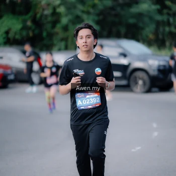 Runner Photo 4116745