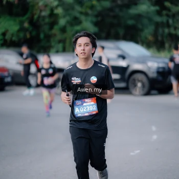 Runner Photo 4116753