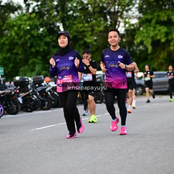 Runner Photo 4116754