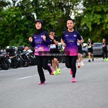 Runner Photo 4116755