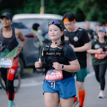 Runner Photo 4116758