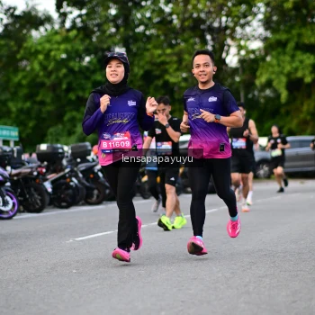 Runner Photo 4116761