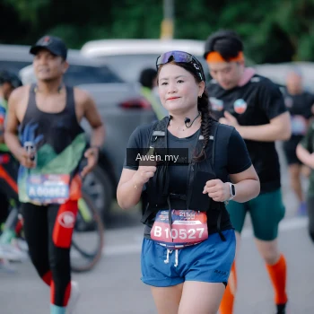 Runner Photo 4116764