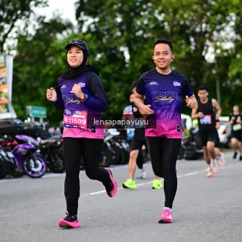 Runner Photo 4116772