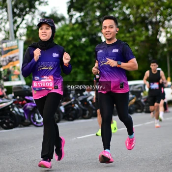 Runner Photo 4116777
