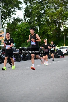 Runner Photo 4116779