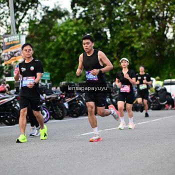 Runner Photo 4116783