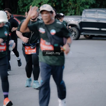 Runner Photo 4116801