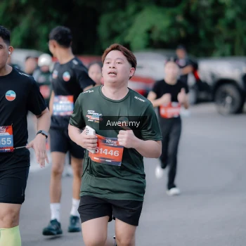 Runner Photo 4116818