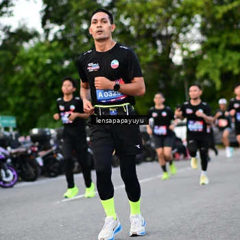 Runner Photo 4116823