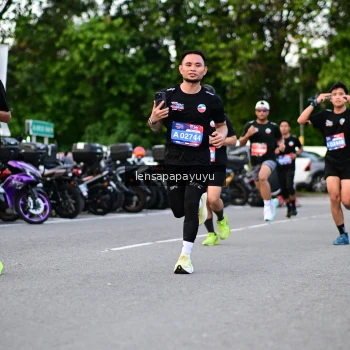 Runner Photo 4116842
