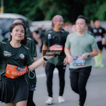 Runner Photo 4116853