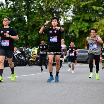 Runner Photo 4116858
