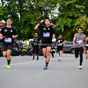 Runner Photo 4116859