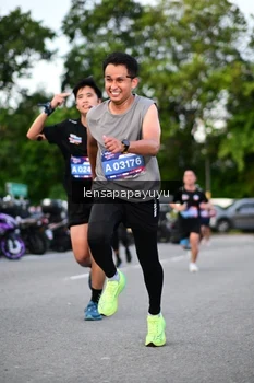 Runner Photo 4116872