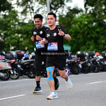Runner Photo 4116884
