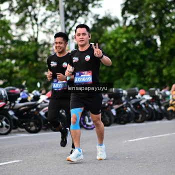 Runner Photo 4116887