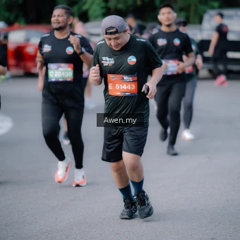 Runner Photo 4116890