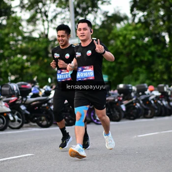 Runner Photo 4116892