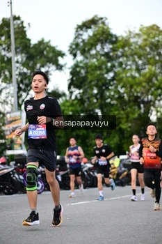 Runner Photo 4116904
