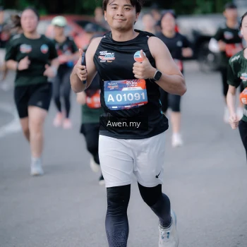 Runner Photo 4116915