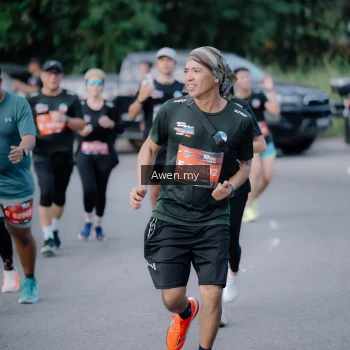 Runner Photo 4116936
