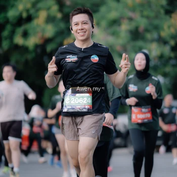 Runner Photo 4116953