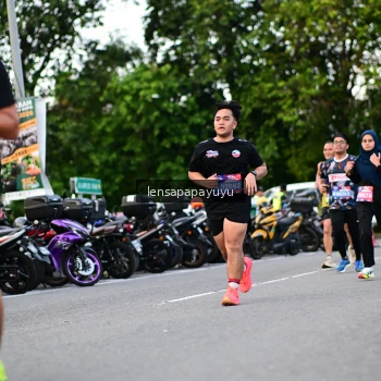 Runner Photo 4116967