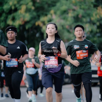 Runner Photo 4116978
