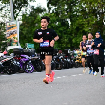 Runner Photo 4116979