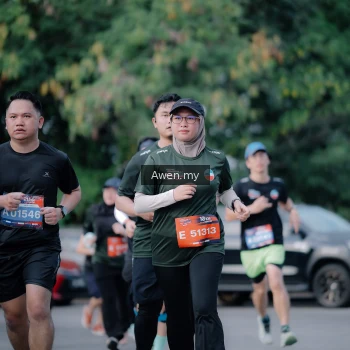 Runner Photo 4116984