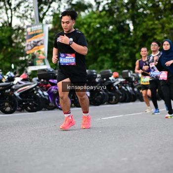 Runner Photo 4116989
