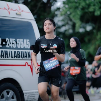 Runner Photo 4117010