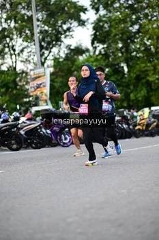Runner Photo 4117014