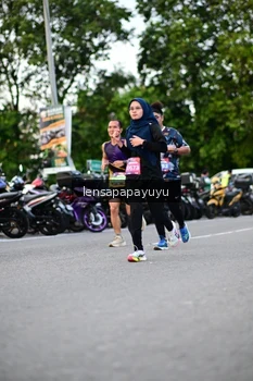 Runner Photo 4117022