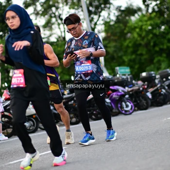 Runner Photo 4117035