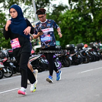 Runner Photo 4117042