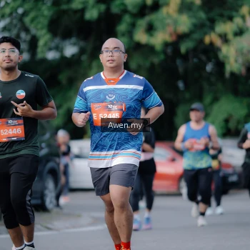 Runner Photo 4117043