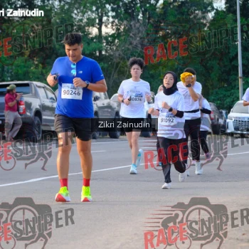Runner Photo 411705