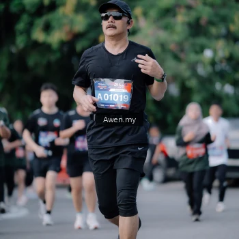 Runner Photo 4117064