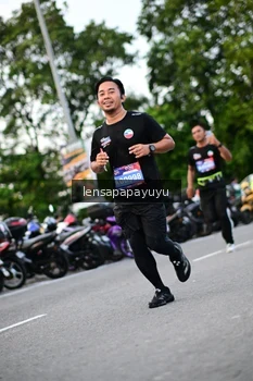Runner Photo 4117081