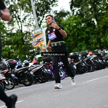 Runner Photo 4117085