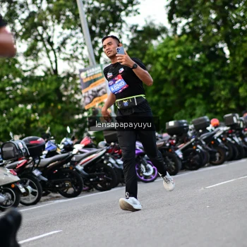 Runner Photo 4117091
