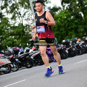 Runner Photo 4117107